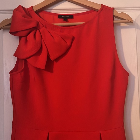 Red Bow Detail dress with pockets (perfect for Valentine’s Day!) - Picture 2 of 6